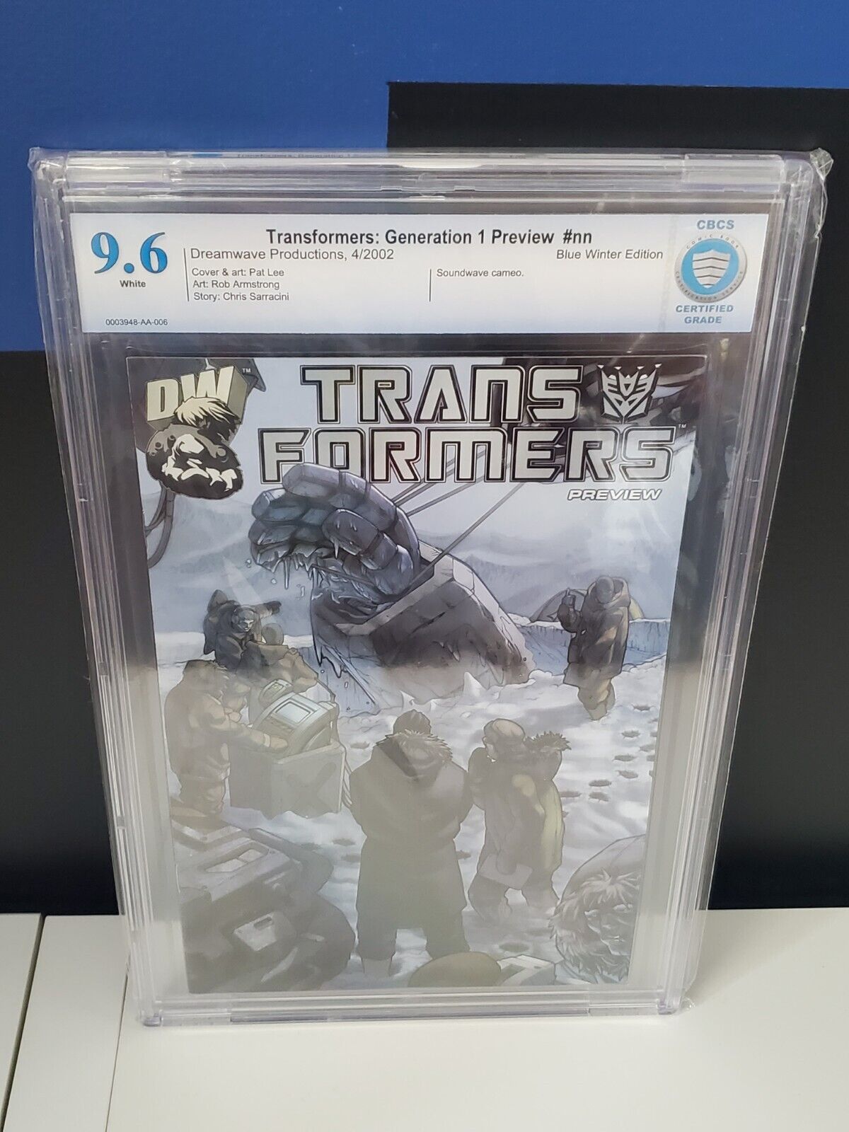 Transformers: Generation #1 Preview - 9.6 CBCS - Blue Winter Edition - Soundwave Cameo