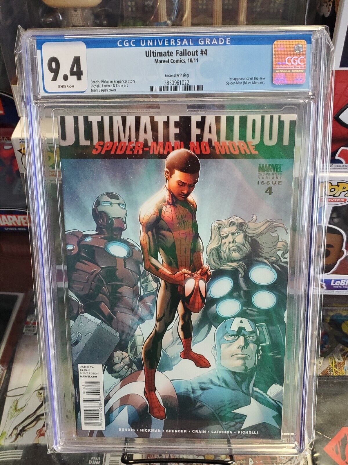 Ultimate Fallout #4 - CGC 9.4 - 2nd Print - 1st Appearance Miles Morales